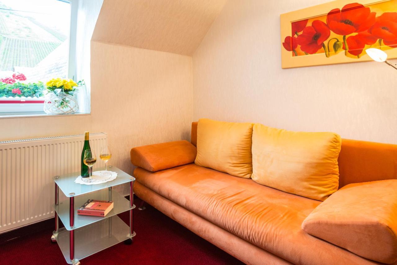 Moselromantik-Hotel Zum Loewen Ediger-Eller Kültér fotó