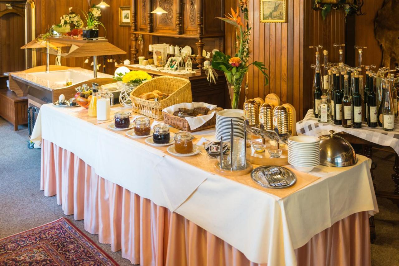 Moselromantik-Hotel Zum Loewen Ediger-Eller Kültér fotó