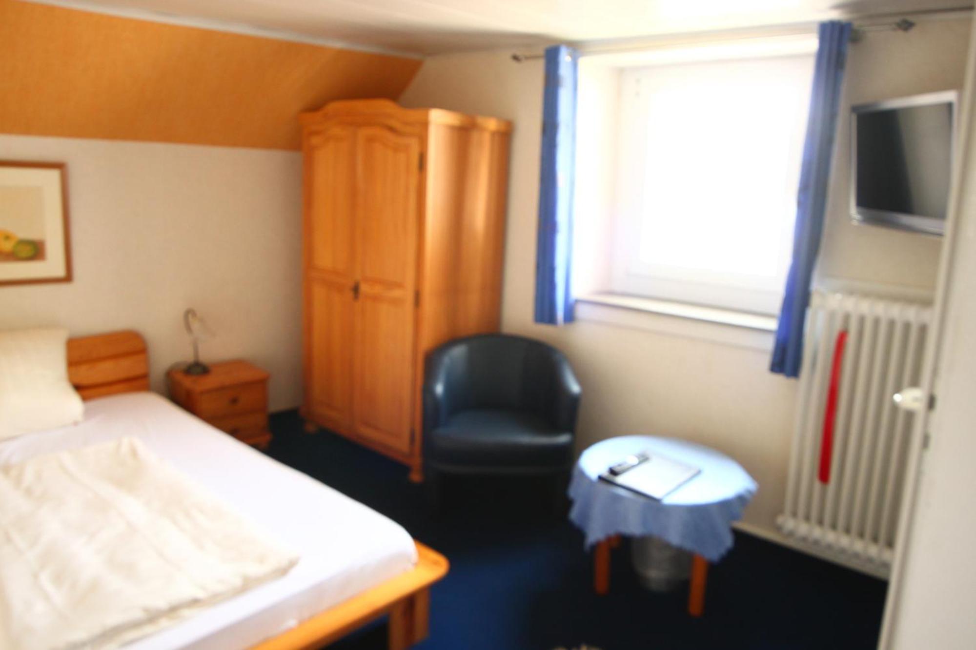 Moselromantik-Hotel Zum Loewen Ediger-Eller Szoba fotó