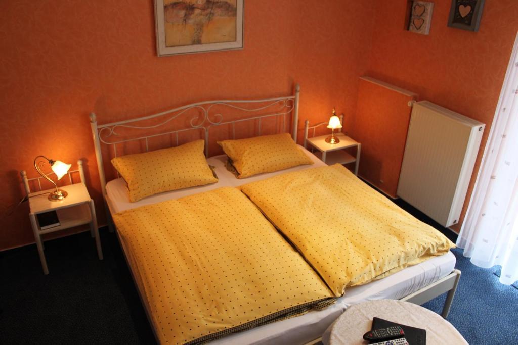 Moselromantik-Hotel Zum Loewen Ediger-Eller Szoba fotó
